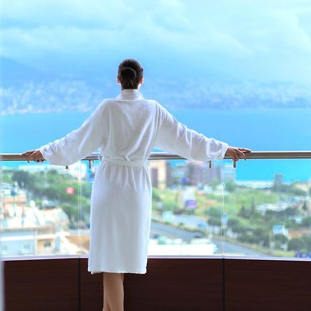 Burj On Bay Hotel Dżunija Zewnętrze zdjęcie