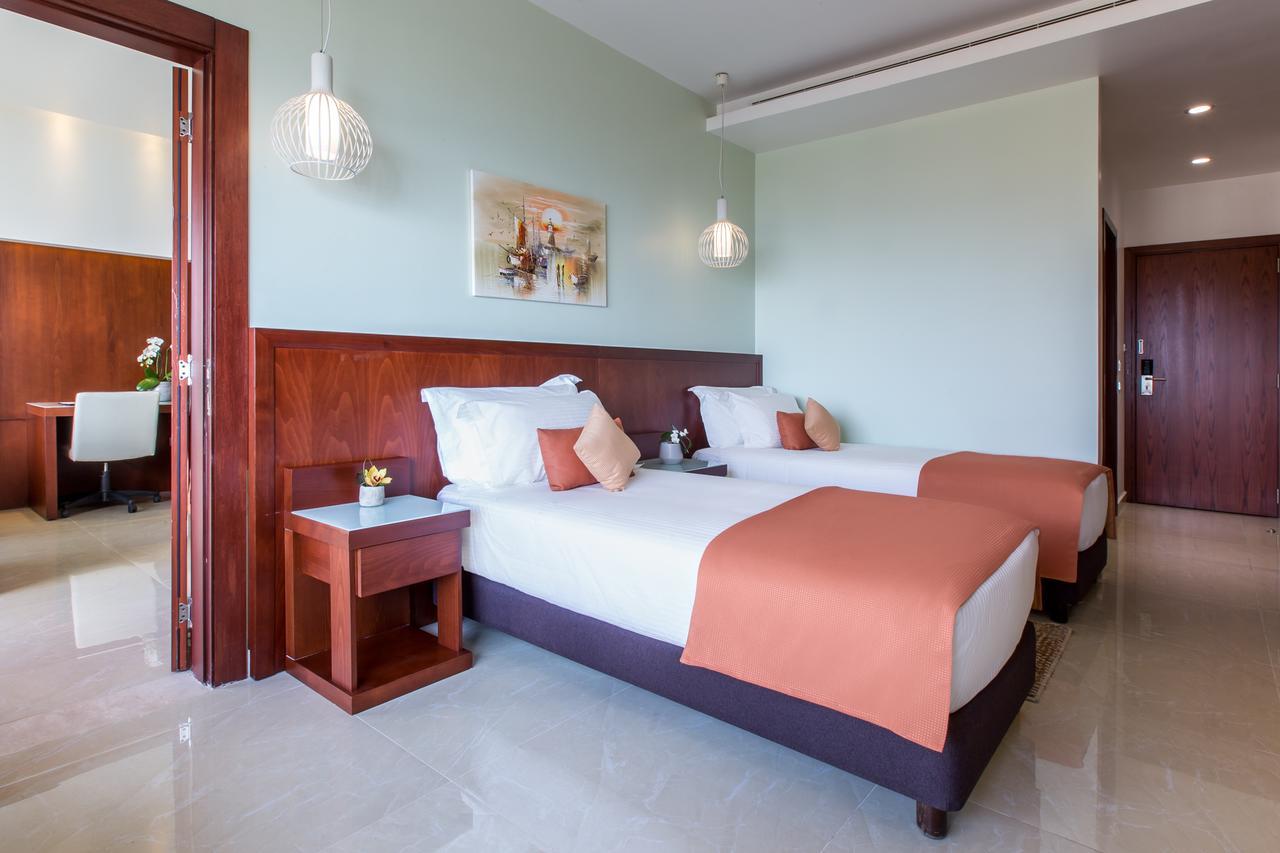 Burj On Bay Hotel Dżunija Zewnętrze zdjęcie