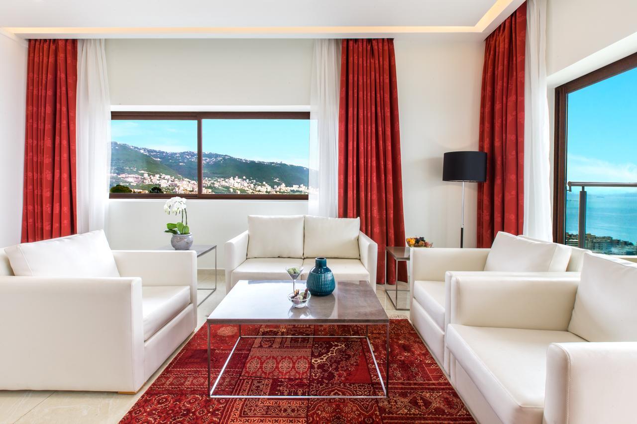 Burj On Bay Hotel Dżunija Zewnętrze zdjęcie