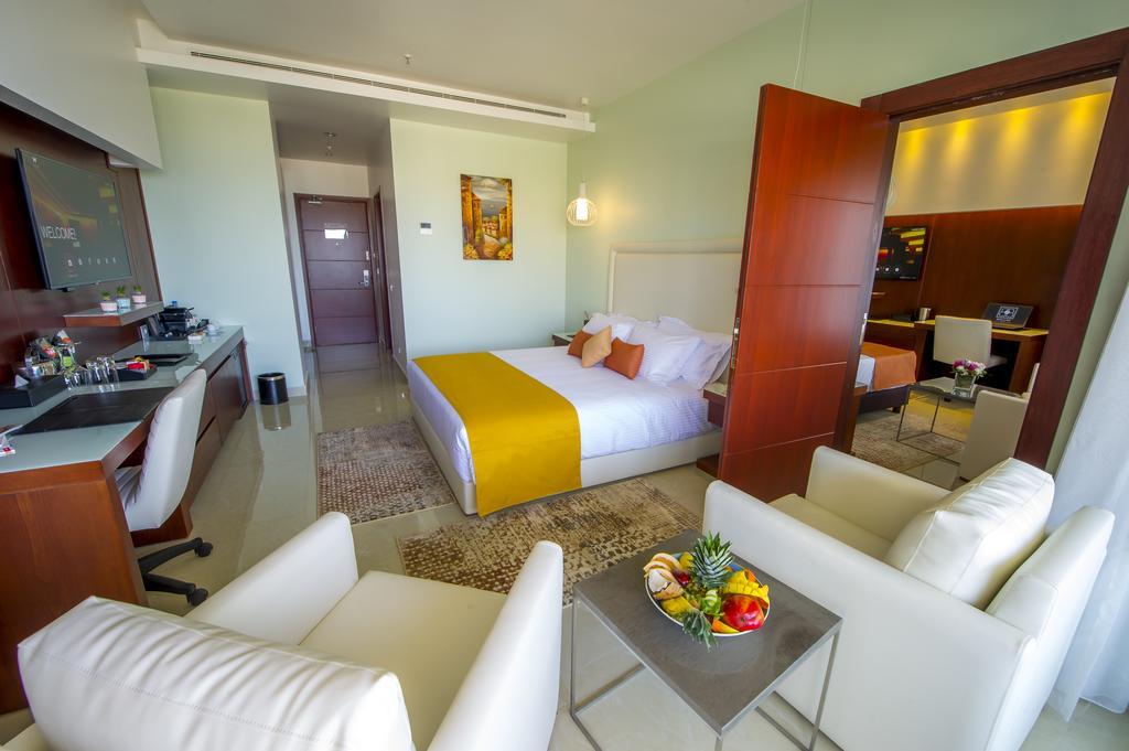 Burj On Bay Hotel Dżunija Zewnętrze zdjęcie