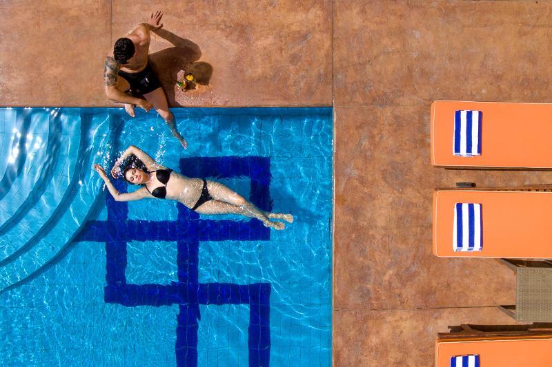 Burj On Bay Hotel Dżunija Zewnętrze zdjęcie